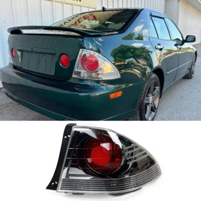 Right Rear Tail Lamp Brake Light Signal Lamp For 2001-05 LEXUS IS200 IS300 1Pcs - Изображение 1 из 4