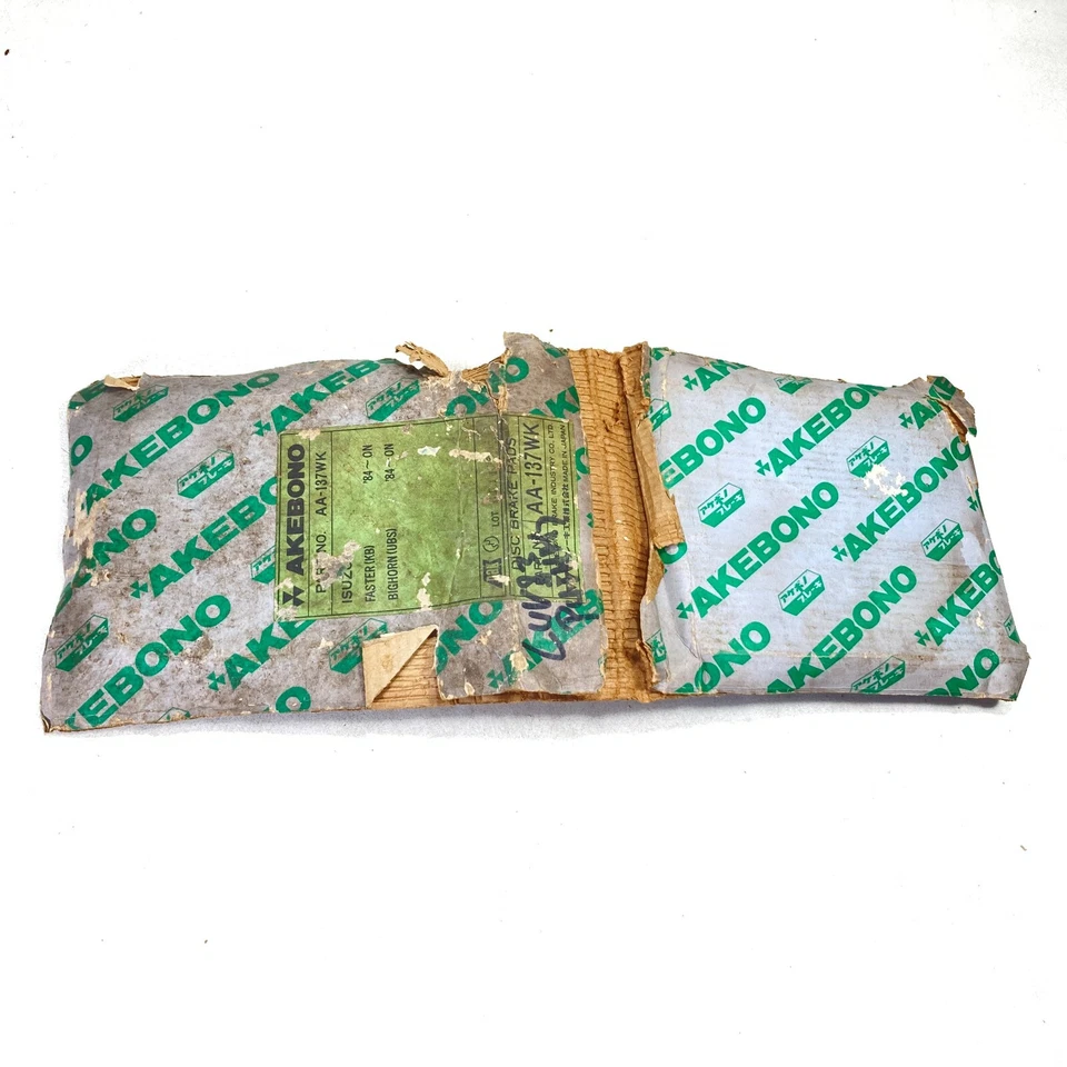 Pastilhas de freio a disco Akebono AA-137WK serve para Isuzu Faster KB NOS Japão - Imagem 1 de 4