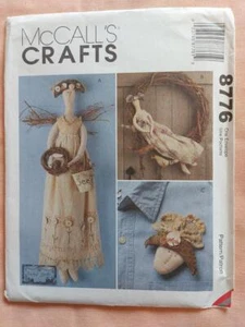 Patrón de paquete de muñeca ángel de jardinería McCall's 8776 - Imagen 1 de 2