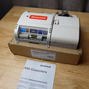 Honeywell PUB4024S Spyder Series 3 Programmable Unitary Controller - Picture 1 of 17