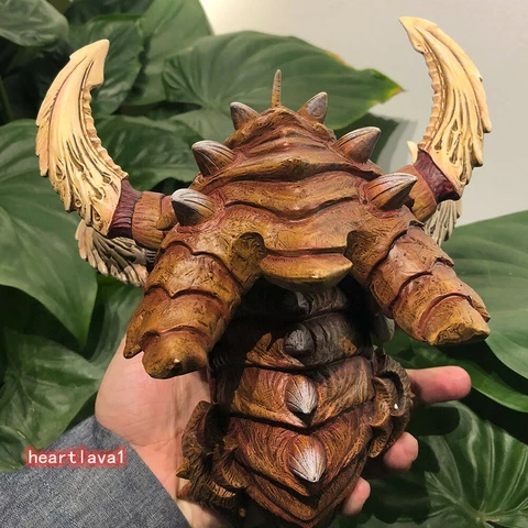 StarCraft Springtails Ultralisk Figure Collection Statue Model Toys IN STOCK Cover