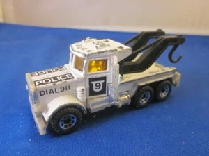 Matchbox Lesney Superfast 1981 Peterbilt Vintage Police Tow Truck M9 911 Wrecker - Picture 1 of 6