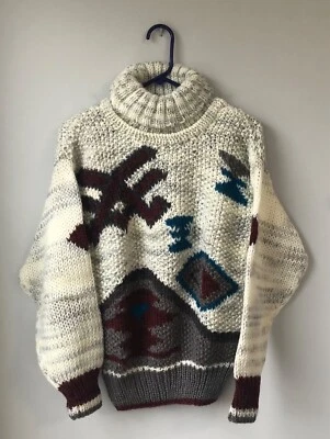 Suéter para mujer Lauren Hansen cuello alto tejido a mano abstracto talla mediana Foto 1 de 4