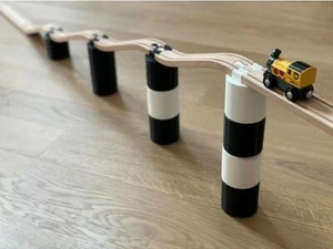 PISTA IKEA LIDL BRIO THOMAS ASSORTIMENTO COLLEGAMENTI PISTA TRENINO LEGNO GIOCHI - Foto 1 di 3