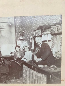 1898 New York Occupational Old Photo Tailor Seamstress Sewing Machines German? - Picture 1 of 4