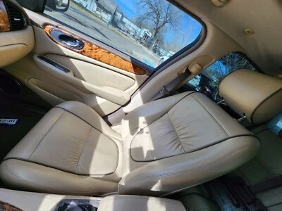 2004 2005 2006 2007 2008 2009 JAGUAR XJ8 VANDEN PLAS RIGHT FRONT SEAT  SEL - Image 1 of 2