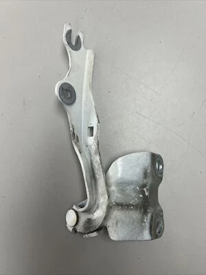 2009 2010 2011 2012 2013 MAZDA 6 - Left Hood Hinge  - Изображение 1 из 2