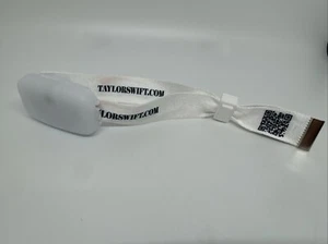 Pulsera Taylor Swift Eras Tour Concierto Oficial Iluminada No Funciona - Imagen 1 de 5