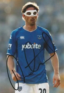 PORTSMOUTH: TOMMY SMITH SIGNED 6x4 ACTION PHOTO+COA - Bild 1 von 1