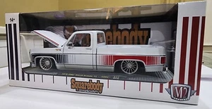 M2 Machines Squarebody Syndicate 1976 GMC Sierra Grande 15 SS02 1:24 New S41 - Picture 1 of 2