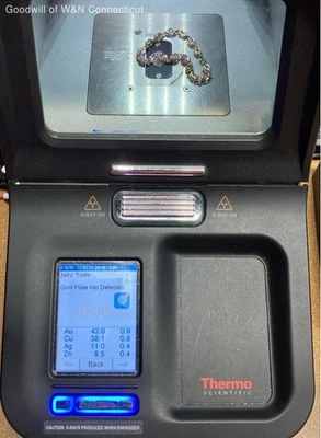 Pulsera Oro Amarillo 10K con Piedras Rosas 9.26g Foto 1 de 4