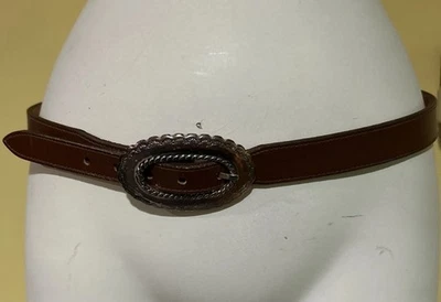 Cinturón concho vintage para mujer Justin 32 pulgadas cintura cuero de vaca plata 1991 EE. UU. Foto 1 de 4