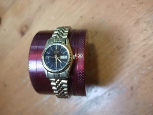 VTG SEIKO LADIES 3E23-OA69 AUTO CALENDAR WATCH GOLD TONE BLACK FACE UNTESTED - Picture 1 of 7