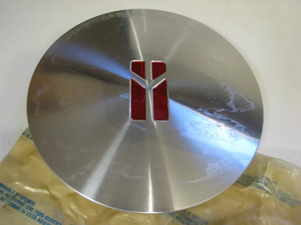 NUEVO GENUINO GM OLDSMOBILE 92-98 Achieva tapacubos central cubierta de rueda 22555572 Foto 1 de 1