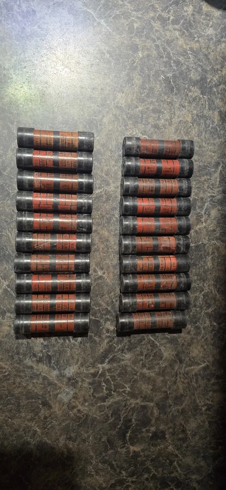 Lot Of 20 Burndy ES2R2R, Insulated AL Service Entrance Compression Sleeve ACSR  - Image 1 of 1