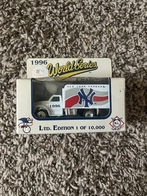 New York Yankees Matchbox MLB 1996 World Series Champions Team 1 of 10,000 - Image 1 of 4
