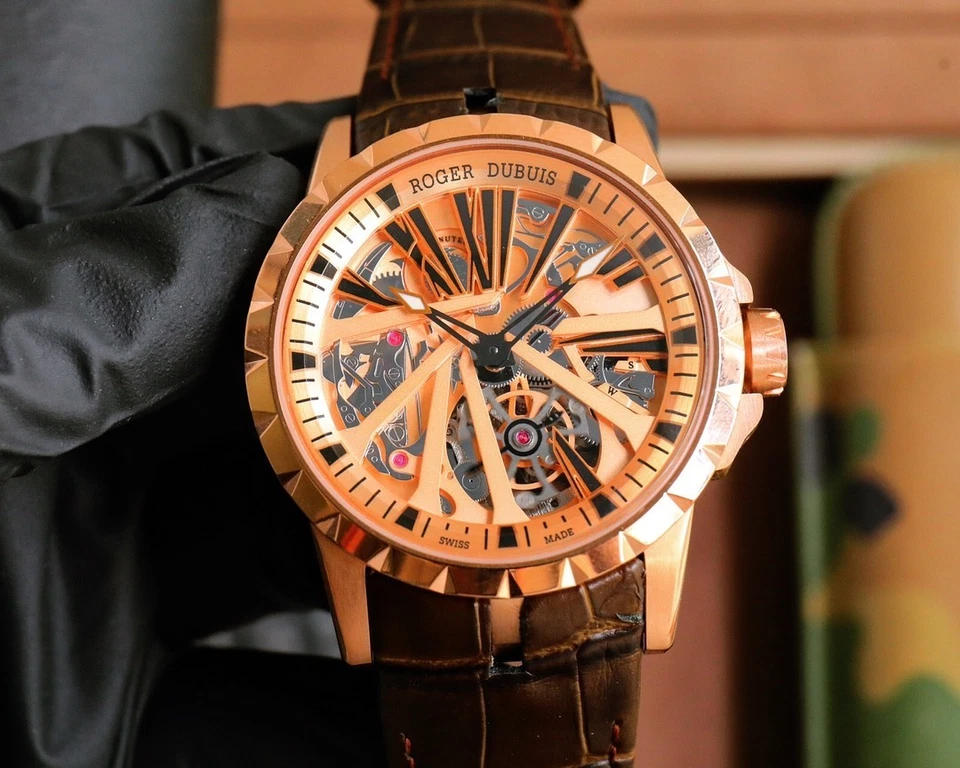 ROGER DUBUIS Movimiento Mecánico Automático Oro Esfera Hueca Reloj Hombre Cuero Foto 1 de 4