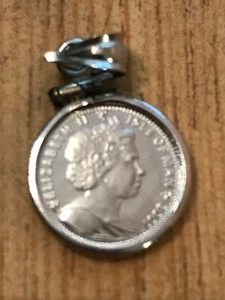Isle of Man Queen Elizabeth II 1/25 platinum 2001 Commerative Coin Very Rare - Picture 1 of 9
