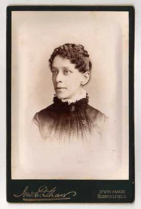 (La2130-403) Victorian Real Cabinet Photo of Lady, SHAW, HUDDERSFIELD - Picture 1 of 1