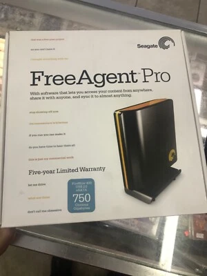 Seagate FreeAgent Pro 750 GB USB 2.0/eSATA External Hard Drive P/N:9NL6AR-500 - Image 1 of 4