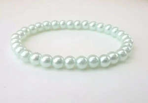 Glass Pearl 6mm Light Mint Beaded Stretch Bracelet Fashion Jewelry - Picture 1 of 5