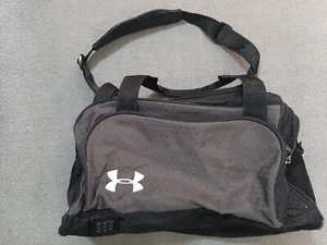 UNDER ARMOUR Duffle Bag Gym Bag Black 16"x9"x8" - Picture 1 of 6