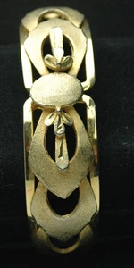 1969 Hinged Gold Tone Frosted and Polished Bangle Bracelet. - Picture 1 of 6