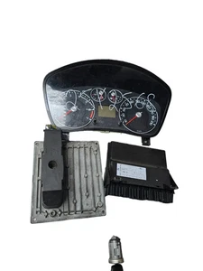 Kit centralina motore Ford Fiesta V Facelift 6S6112A650SB - Foto 1 di 5