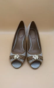 Tommy Hilfiger Damen-Pumps Größe 7,5 Flachs Tweed & Kork Keilabsatz mit goldenen Details - Bild 1 von 11