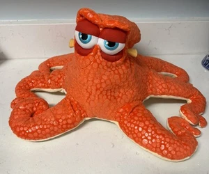 Disney Store Exclusive Finding Dory Hank the Octopus 17" Plush Finding Nemo NWOT - Picture 1 of 9