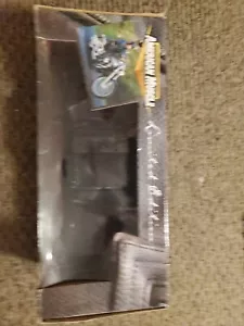 Ertl #32389 Harley Davidson Limited Edition Ford F-150 Pickup 1/18 Scale Diecast - Picture 1 of 4