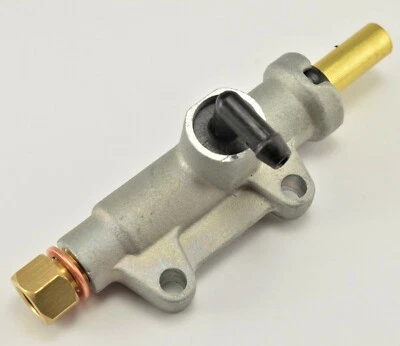 POLARIS TRAIL BOSS 325/330 (2000-09) HYDRAULIC REAR BRAKE MASTER CYLINDER - Image 1 of 3