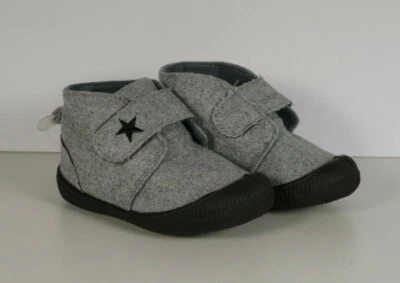 Novos sapatos de caminhada pré caminhada First Steps by Stepping Stones Scottie Baby  - Imagem 1 de 4