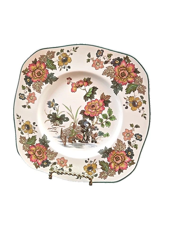 Plato de almuerzo cuadrado Wedgwood Etruria & Barlaston FLORES ORIENTALES Foto 1 de 4