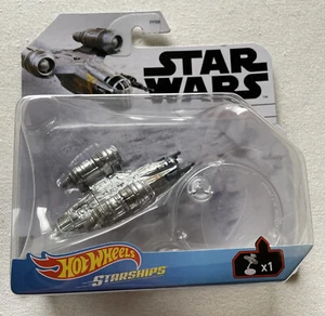 NUEVO Star Wars Hot Wheels Razor Crest Diecast Vehicle (The Mandalorian) - Imagen 1 de 6