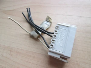 Volvo VNL 8159826 Connector w/ Wiring for Air Suspension Dump Switch #M266AP - Bild 1 von 9