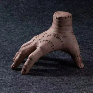 Sache Halloween Geschenke Familie Hand Cosplay Addams Mittwoch die gruselige Requisite Dekor, - Bild 1 von 7
