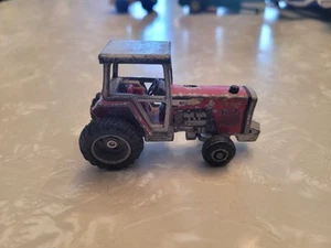 Vintage ERTL Diecast Tractor 1/64 Massey Ferguson - 3" - Picture 1 of 8