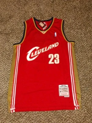 Camiseta grande LeBron James Cleveland Cavaliers 2003 NBA nueva (roja) Foto 1 de 2