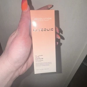 Revolution Skincare 10% Glycolic Acid Serum - Picture 1 of 4