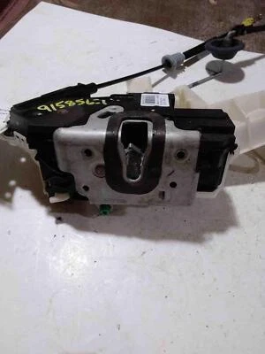 2014 FORD TAURUS Front Door Latch Right - Image 1 of 2