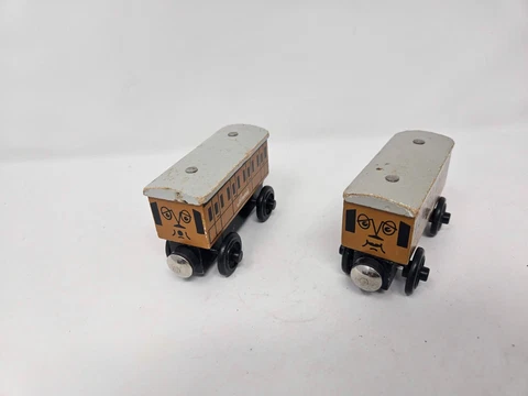 Thomas & Friends Wooden Railway Annie Clarabel Train Tank Engine FUC Cover