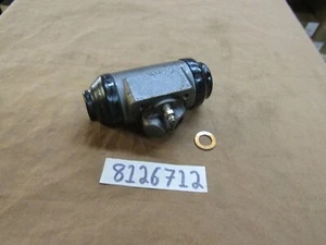 Postal Jeep DJ5 Front Right wheel cylinder NEW US Made 8126712 - Picture 1 of 2