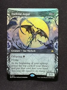 Darkstar Augur (SHOWCASE FOIL) - Bloomburrow (MTG) - Bild 1 von 2