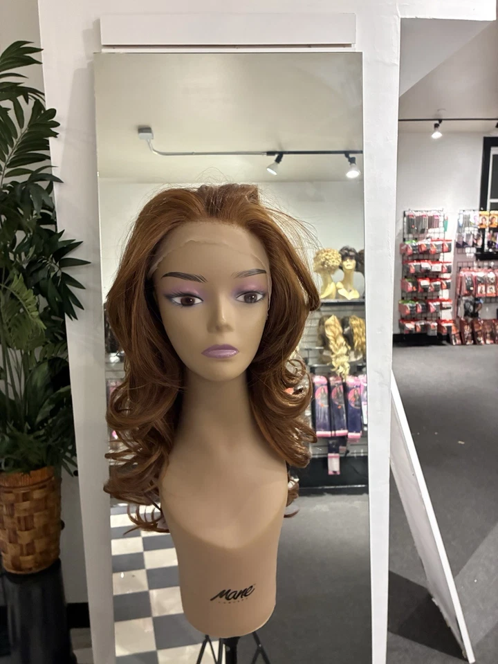 Encaje castaño rojizo HD, peluca frontal, cabello largo de boda, mezcla de cabello humano Foto 1 de 4