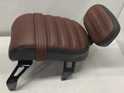 Indian Scout Bobber Passenger Seat with Backrest Brown 2882853 Foto 1 de 4