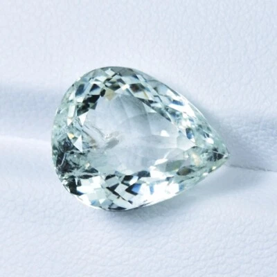 8.47 ct BEST GRADE LIGHT GREEN NATURAL AQUAMARINE / BERYL Gemstone - Pear Video - Image 1 of 2