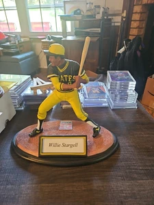 Willie Stargell Romito Figurine /400 Figure Statue - Picture 1 of 4