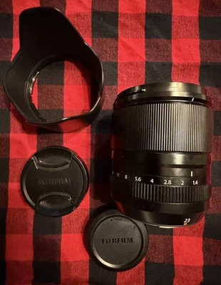 Lente Fujifilm XF 23 mm f/1,4 R LM WR - (sin caja) COMO NUEVA   Foto 1 de 4