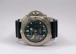 Panerai Luminor Submersible di LUXUS4YOU - Foto 1 di 6